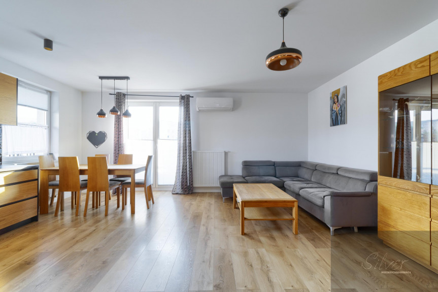 żyrardowski, Żyrardów, Apartament pięknie wykończony.